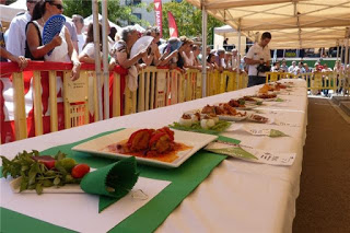 HUESCA. Concurso de pollo al chilindrón (domingo, 5 de agosto)