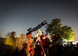 LONGARES. Perseidas entre viñedos (viernes, 10)