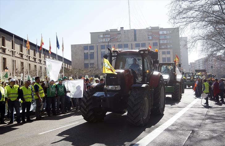 Tractorada (miércoles, 5)