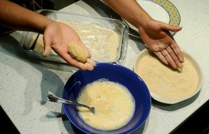 rebozar-croquetas-pollo