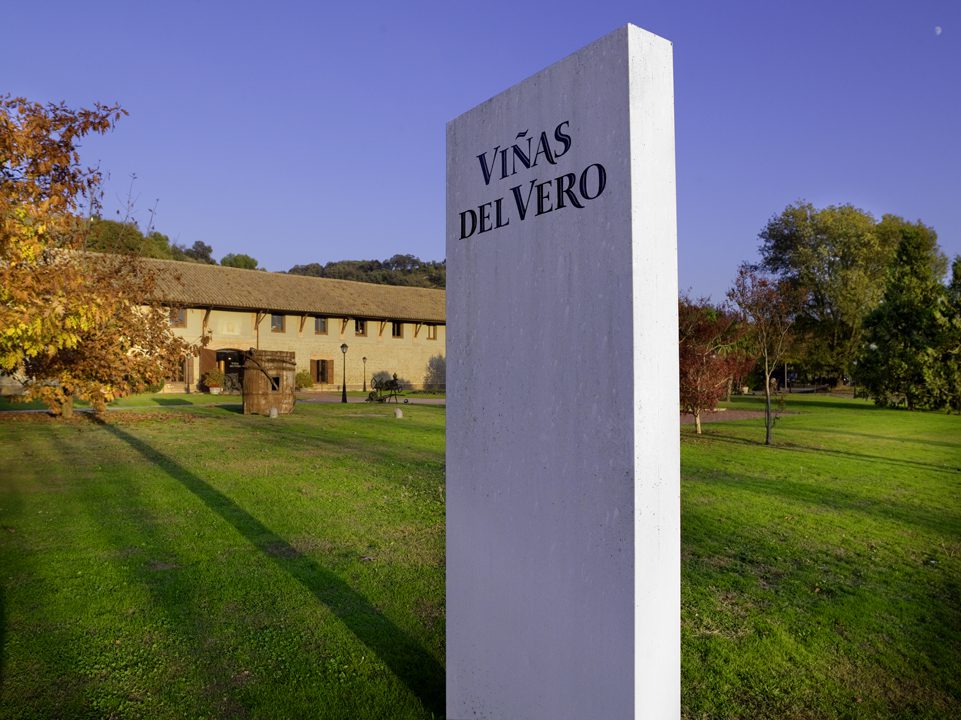 Vista_otoñal_Vinas_del_Vero_6