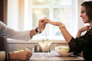 TRICLINIO almuerzo sentidos