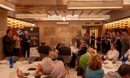 El restaurante Trasiego, Sol Repsol en Barbastro, cierra la 20 edición de los talleres “Huesca, La Magia de la Gastronomía”