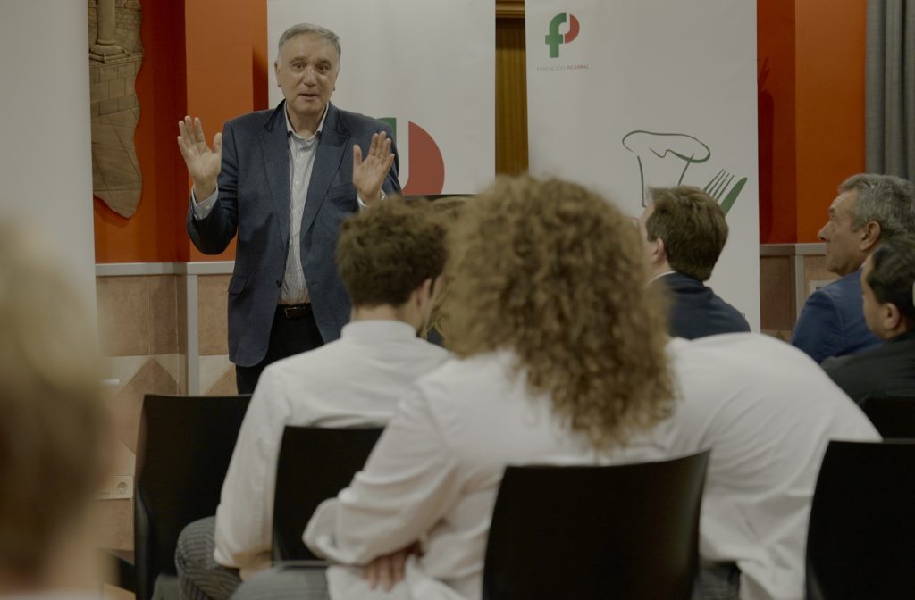 DG Juan Jose Orries I Jornadas AAN en escuelas de hosteleria