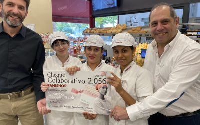 Panishop entrega a la Asociación Española Contra el Cáncer la recaudación conseguida con la venta de las pulseras solidarias