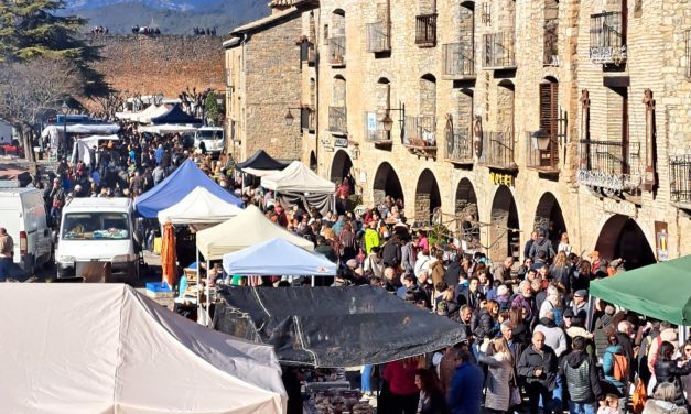 La Ferieta de Aínsa regresa ensalzando el impulso a las iniciativas del sector agroganadero en la comarca de Sobrarbe