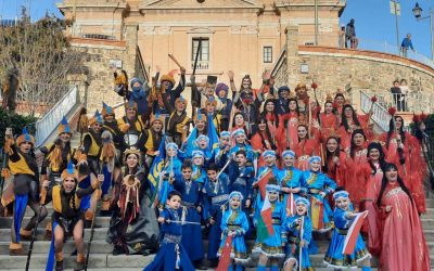 La juerga, las Mascarutas y Don Zaputero vuelven a tomar las calles de Épila en el  carnaval más emblemático de la provincia