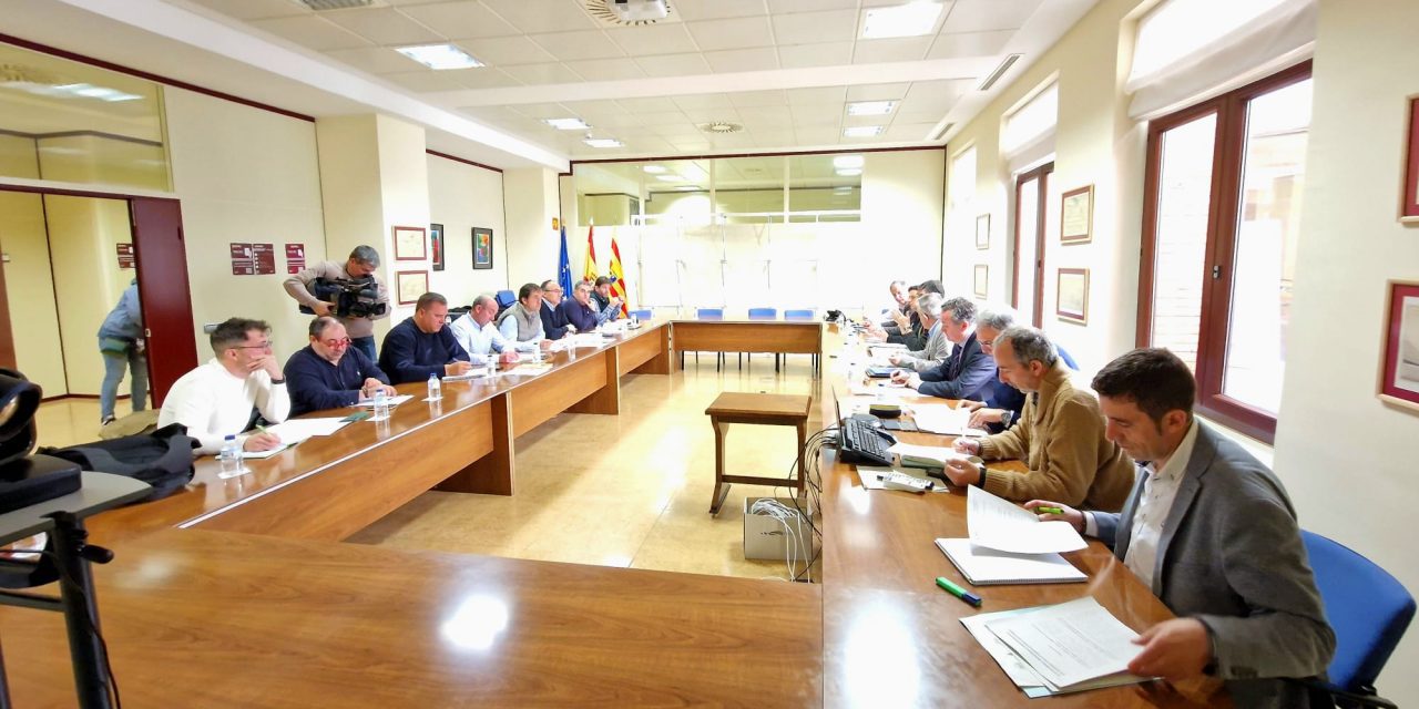 Organizaciones agrarias , cooperativas, regantes, industrias agroalimentarias y plataformas han iniciado el trabajo con el departamento de Agricultura, Ganadería y Alimentación