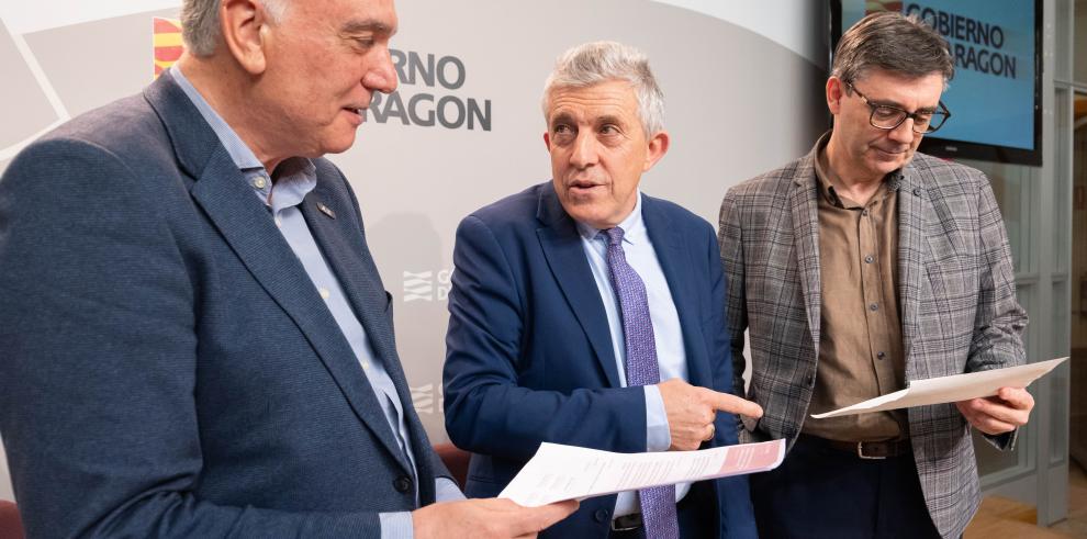 Samper: “El dinero debería estar en el bolsillo de los agricultores”