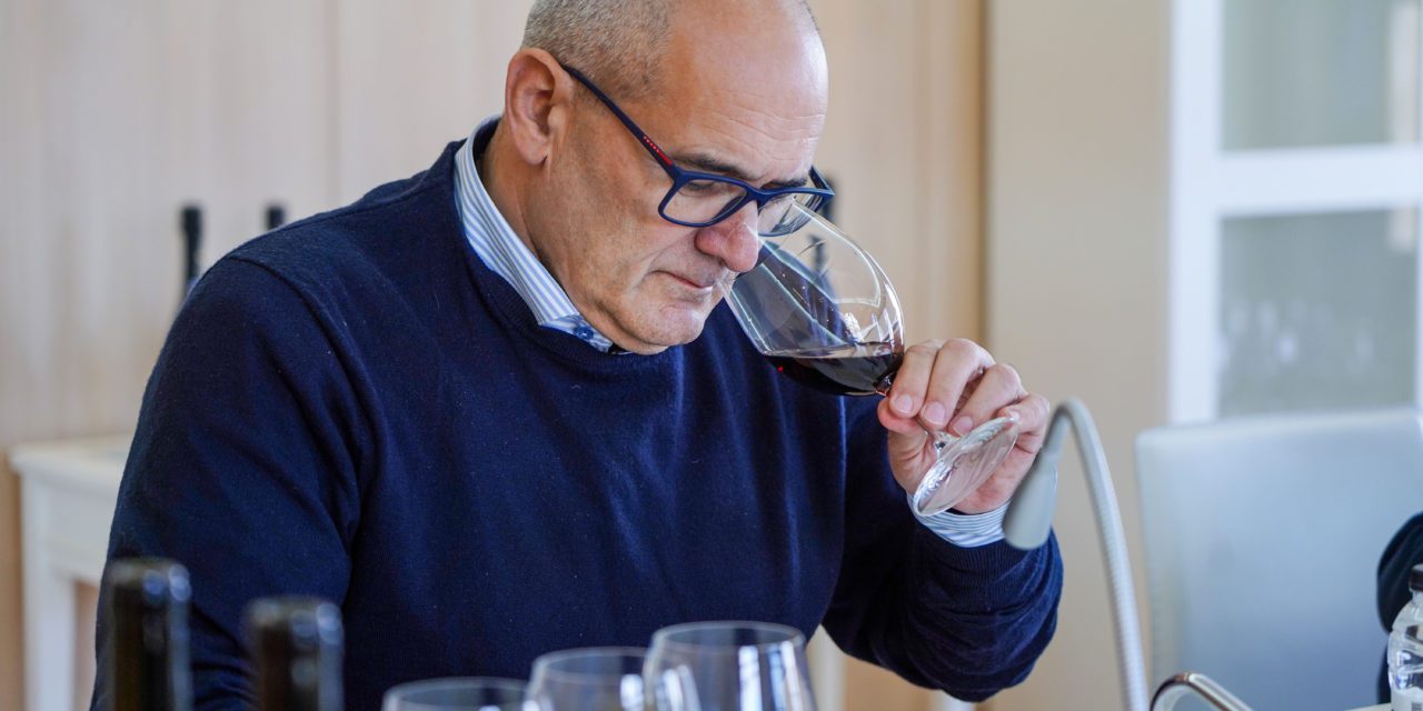 El MW Pedro Ballesteros realiza una cata vertical de todas las añadas de Particular Garnacha Viñas Centenarias