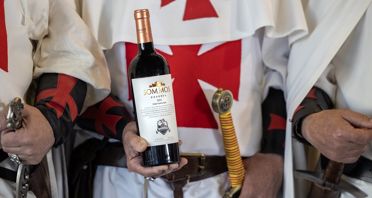 Una edición especial de SOMMOS Reserva, vino oficial de Monzón Templario