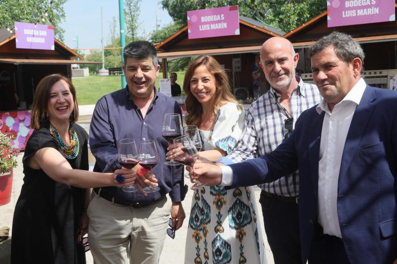 Más de 40 000 personas brindan en el Festival Internacional de la Garnacha en una primera edición de éxito