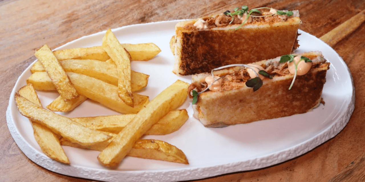 La mejor tapa es de Sophia Bistro y el mejor menú de tapas es de  El Ambigú