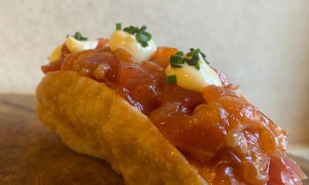 El Taco japo de tartar de trucha de El Grado y tomate rosa de Barbastro de l’Usuella, mejor tapa del festival vino somontano 2025