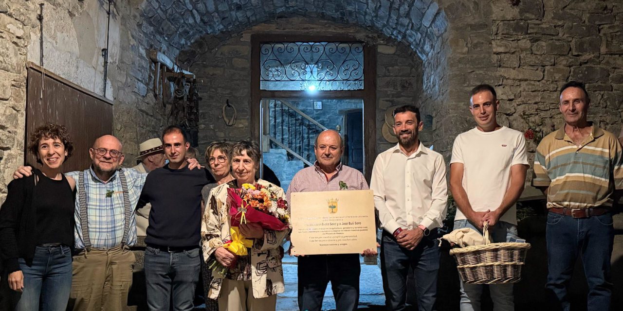 Homenaje a Purificación Broto y José Buil por su histórica dedicación a Latorrecilla y a los valores de los pueblos del Pirineo