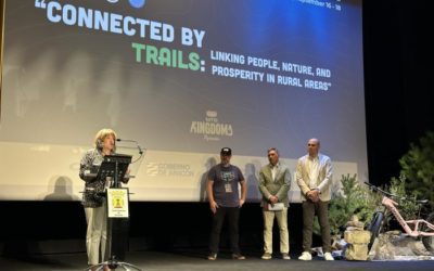 Tomasa Hernández destaca el potencial de Aragón como destino de referencia para el cicloturismo y el ciclismo de montaña
