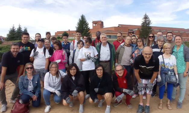 Nueva añada solidaria del Vino de la Amistad de ATADES
