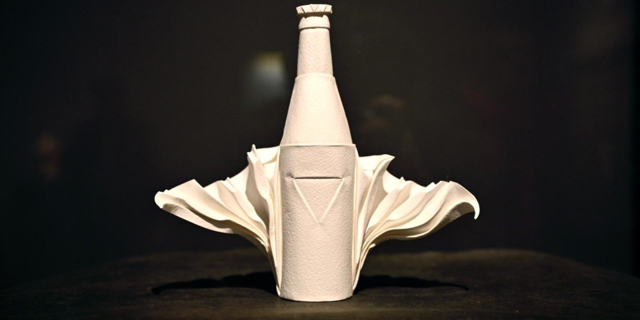 Los mejores artistas de Origami del mundo crean piezas únicas para celebrar el 125 aniversario de Ambar