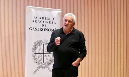 La pastelería aragonesa analiza su presente y futuro con la presencia del Maestro Paco Torreblanca