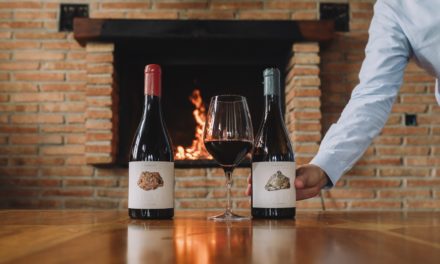 Araia y Tiaso, dos vinos de Bodega Sommos Garnacha, obtienen 94 y 93 puntos en el ranking internacional de James Suckling
