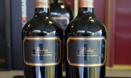 Asador Galino Pueyo acoge la primera cata vertical de Bobos