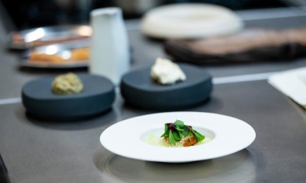 “Llegar tarde a propósito”: la cocina anacrónica de Aragón deslumbra en Madrid