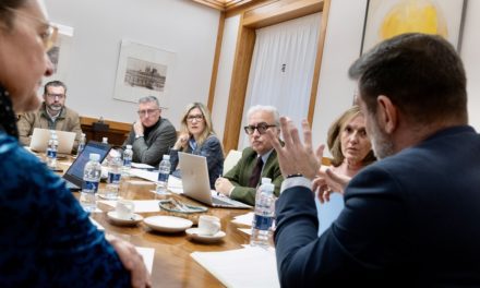 El Gobierno de Aragón analiza la situación de la peste porcina y pide mayor coordinación institucional