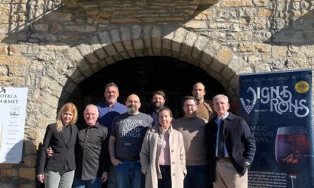 Concluye el noveno panel de cata Vignerons de Huesca en Aínsa con la vista puesta en el décimo aniversario