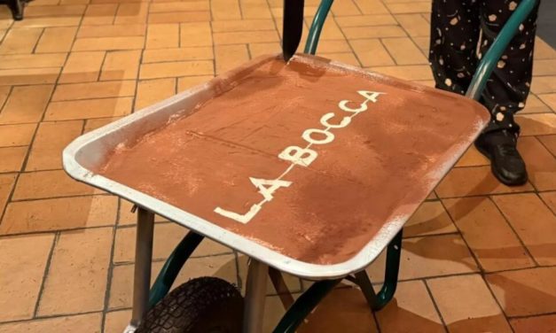 El tiramisú más grande de Zaragoza llegó en carretilla