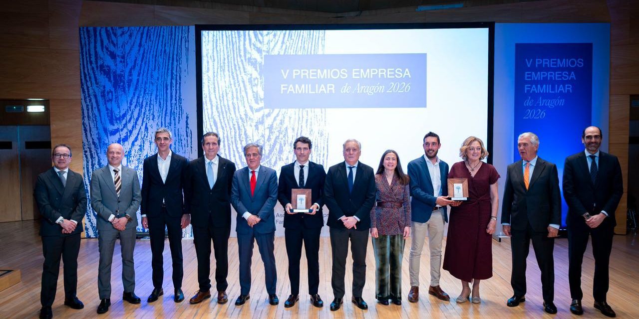 Las centenarias Pastelería Ascaso y  Pastas Romero, reconocidas en los V Premios Empresa Familiar de Aragón como referentes de continuidad generacional, innovación y compromiso con el territorio