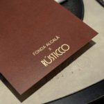 Rústicco celebra su primer año consolidado como una referencia en cocina al fuego en Zaragoza