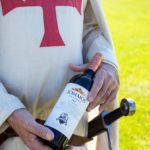 Bodega Sommos presenta su reserva de edición limitada como vino oficial de Monzón Templario