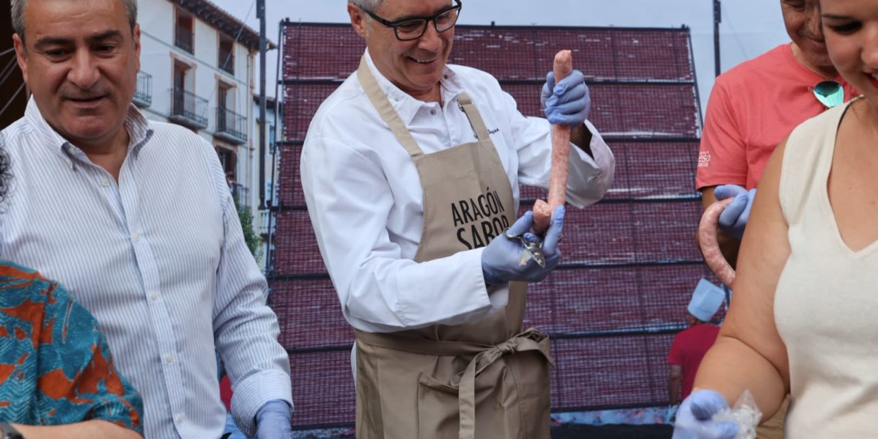 Carmelo Bosque inaugura el Longaniza Fest y Graus se prepara para el gran día de su Fiesta de la Longaniza