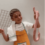 Rodrigo Cereza Lanau, seis años, se convierte en el primer Tastador Infantil de la historia de la Fiesta de la Longaniza de Graus