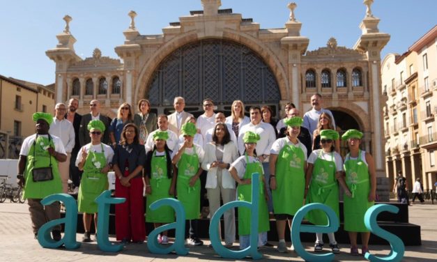 Los alumnos de ATADES inauguran los XI Talleres educativos de cocina inclusiva del Club Inclucina